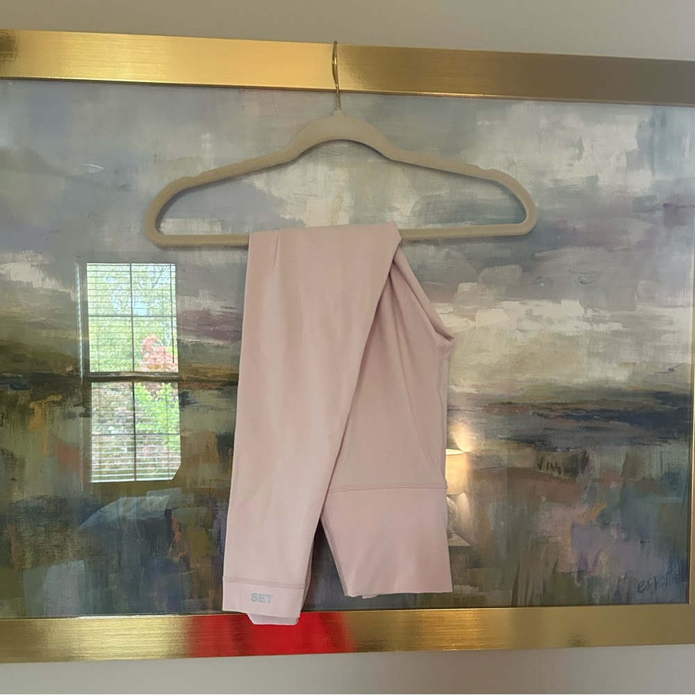 Set Active light pink leggings!